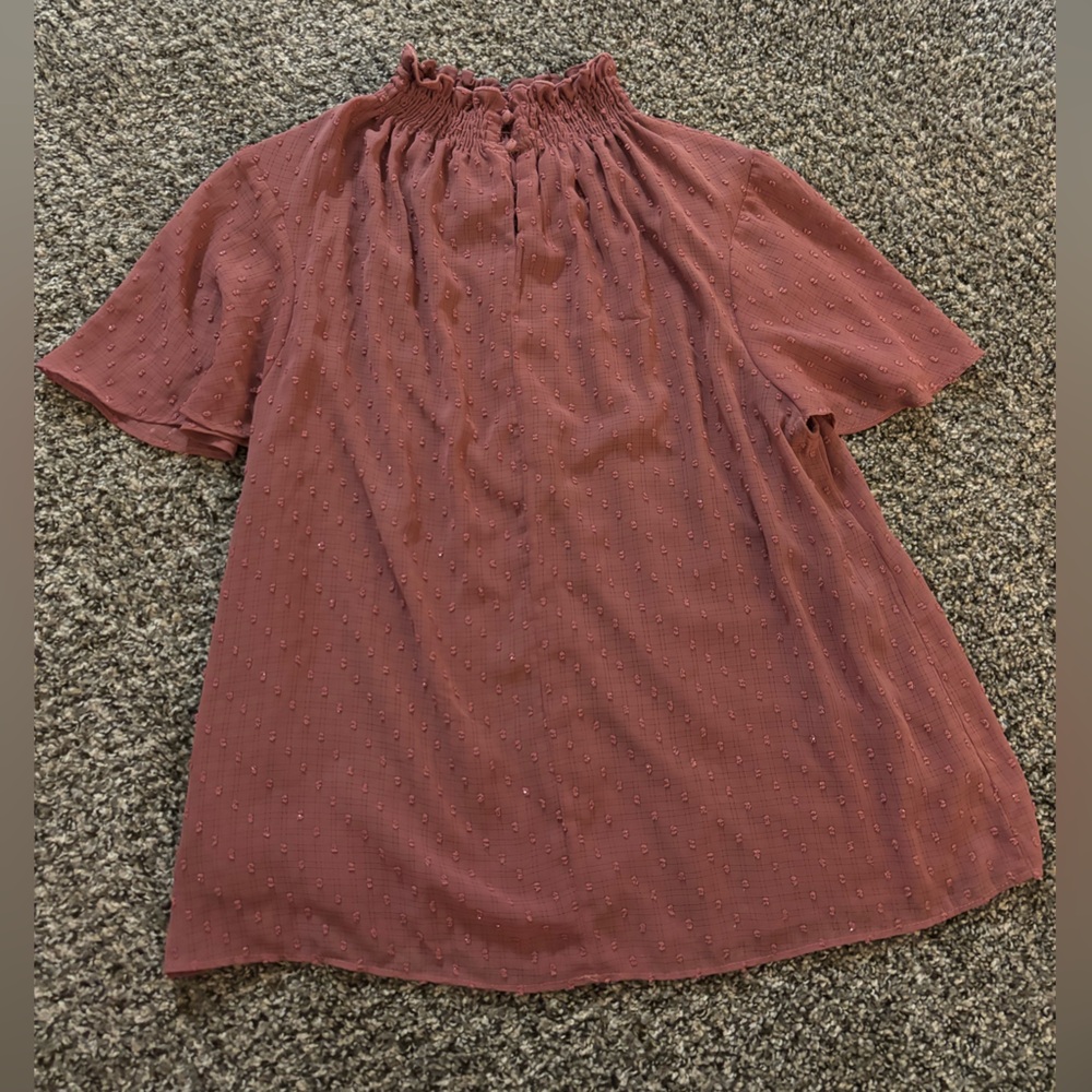 Pink blouse - Picture 2 of 2